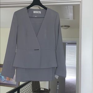 Tahari 2 piece Suit - skirt and jacket